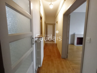 Appartement a louer saint-lo - 3 pièce(s) - 75 m2 - Surfyn