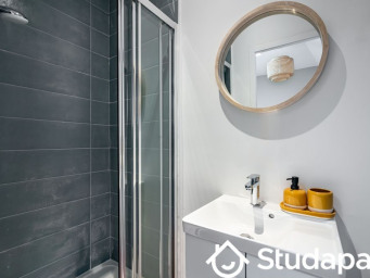 Appartement a louer pontoise - 1 pièce(s) - 192 m2 - Surfyn