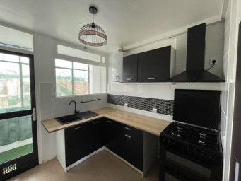 Appartement a louer nimes - 3 pièce(s) - 68 m2 - Surfyn