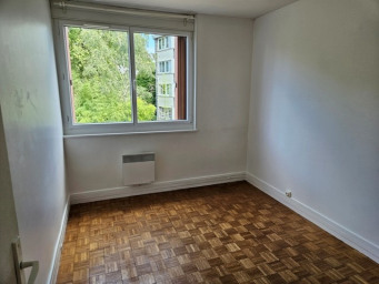 Appartement a louer  - 4 pièce(s) - 82 m2 - Surfyn