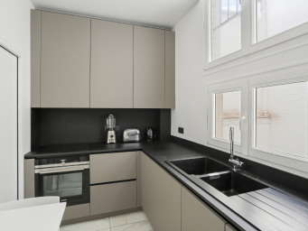 Appartement a louer paris-2e-arrondissement - 3 pièce(s) - 68 m2 - Surfyn