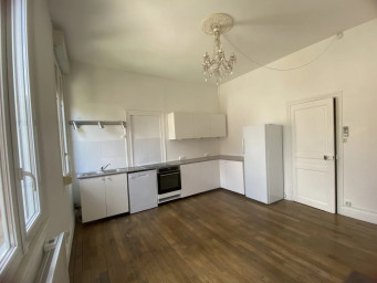 Appartement a louer saint-quentin - 5 pièce(s) - 127.25 m2 - Surfyn