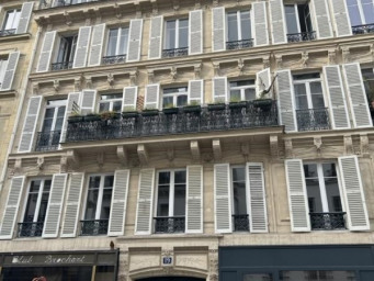 Appartement 1 pièce(s) 34.34 m²à louer Paris-17e-arrondissement