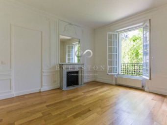 Maison a louer paris-11e-arrondissement - 7 pièce(s) - 215 m2 - Surfyn