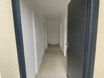 Maison a louer villenave-d'ornon - 4 pièce(s) - 89.2 m2 - Surfyn