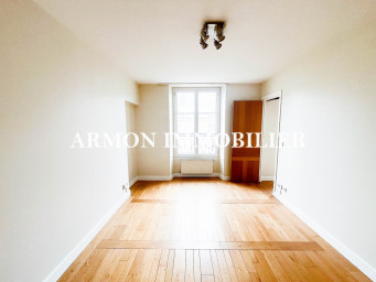 Appartement a louer paris-3e-arrondissement - 3 pièce(s) - 70 m2 - Surfyn