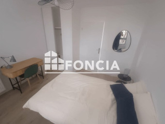 Appartement 1 pièce(s) 10.7 m²à louer Evry