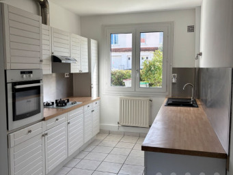 Maison a louer niort - 5 pièce(s) - 140 m2 - Surfyn