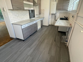 Maison a louer pontault-combault - 5 pièce(s) - 90 m2 - Surfyn