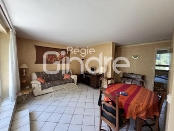 Appartement 3 pièce(s) 54 m²à louer Sainte-foy-les-lyon