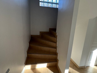 Maison a louer montreuil - 4 pièce(s) - 95 m2 - Surfyn