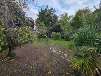 Maison a louer paris-15e-arrondissement - 5 pièce(s) - 130 m2 - Surfyn