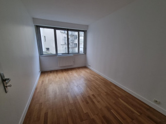 Appartement a louer paris-17e-arrondissement - 3 pièce(s) - 72 m2 - Surfyn