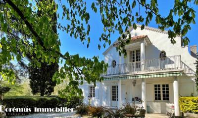 Villa au Calme Bordée de Chênes à 15 Minutes de Bordeaux et du