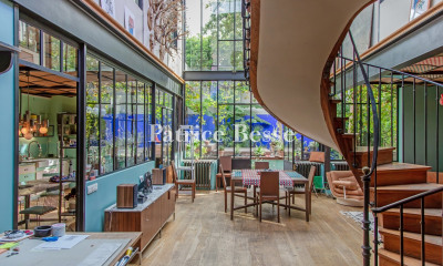 Immobiliers de luxe avec piscine à vendre en Seine-Saint-Denis