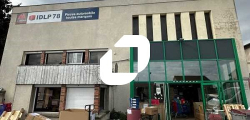 1443 locaux d'activités et entrepôts à vendre en Île-de-France