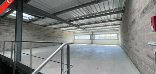 Location entrepôt 4800m² Gujan-Mestras (33470)