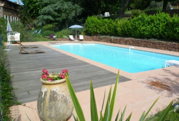 Chambre D Hotes A Les Mayons Location De Vacances Pour 7