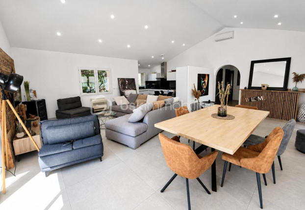 Maison 6 pièces 167 m² · à Murviel-lès-Montpellier · 167 m² · 549 000 €