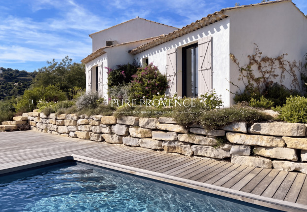 Maison 5 pièces 150 m² · à Roquebrune-sur-Argens · 150 m² · 1 490 000 €