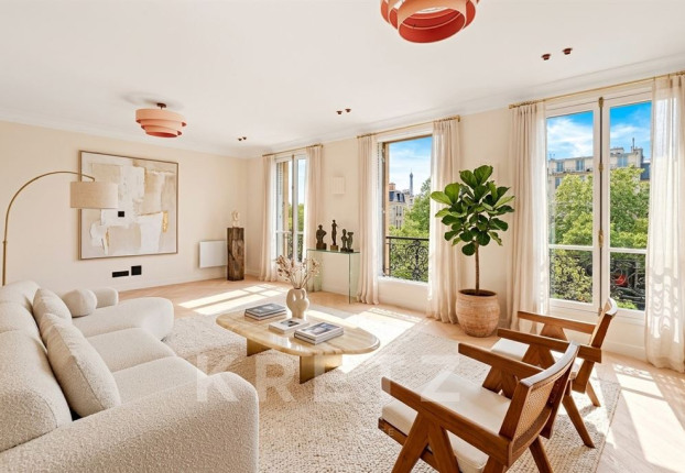 Appartement 4 pièces 98 m² · à Ternes-Maillot, Paris 17ème · 97,5 m² · 1 600 000 €