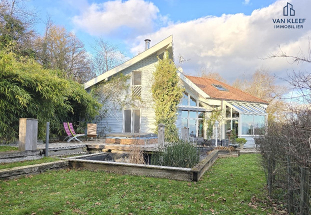 Maison 6 pièces 232 m² · à Échenevex · 232 m² · 1 195 000 €