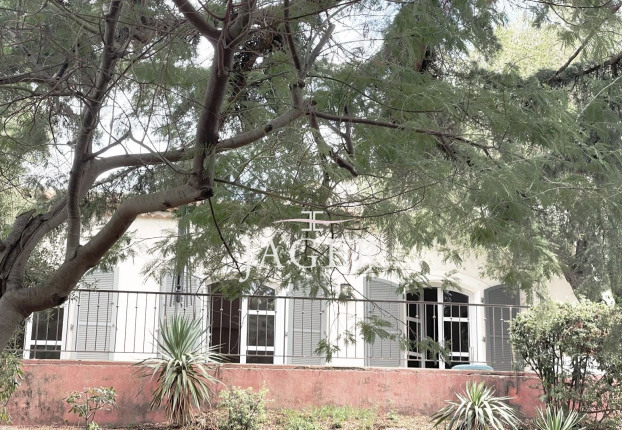 Maison 9 pièces 210 m² · à Grimaud · 210 m² · 2 490 000 €