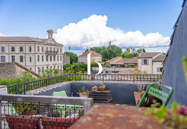 Maison 5 pièces 138 m² · à Uzès · 138 m² · 795 000 €