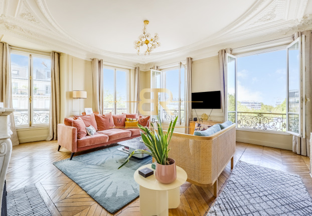 Appartement 5 pièces 123 m² · à Chateau d'Eau-Lancry, Paris 10ème · 122,7 m² · 1 499 000 €