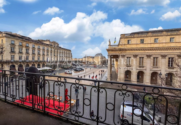 Appartement 5 pièces 153 m² · à Hôtel de Ville-Quinconce-Saint Seurin-Fondaudège, Bordeaux · 153 m² · 1 198 000 €