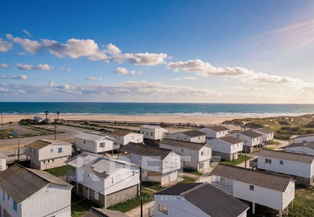 Maison 8 pièces 180 m² · à Gruissan Plage · 180 m² · 799 000 €