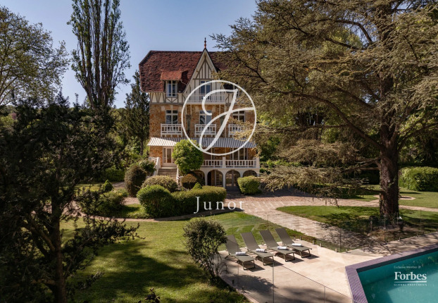 Maison 18 pièces 421 m² · à L'Isle-Adam · 421 m² · 2 990 000 €