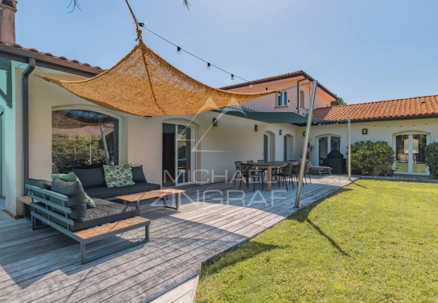 Maison 6 pièces 240 m² · à Gujan-Mestras · 240 m² · 1 300 000 €