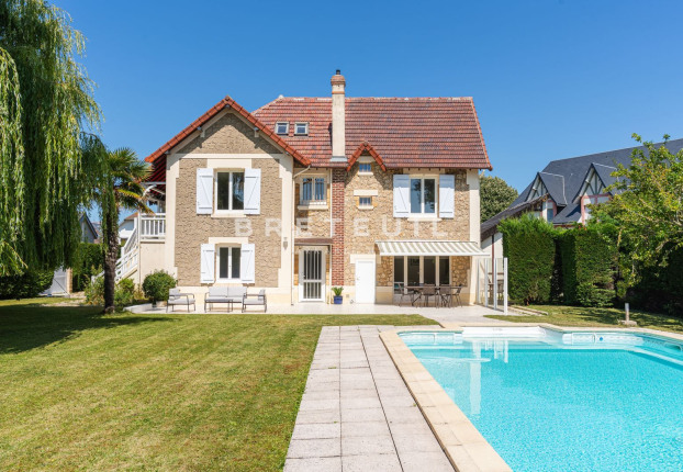 Maison 8 pièces 194 m² · à Blonville-sur-Mer · 194 m² · 995 000 €
