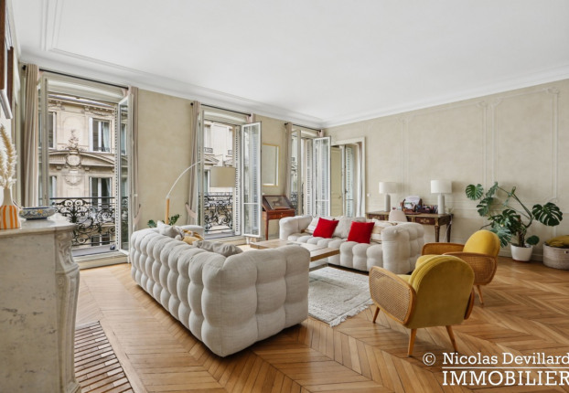 Appartement 6 pièces 180 m² · à Courcelles-Wagram, Paris 17ème · 180 m² · 2 480 000 €