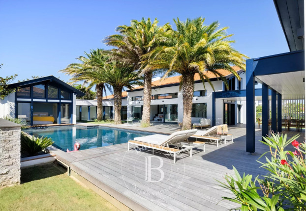 Maison 10 pièces 310 m² · à Bidart · 310 m² · 3 490 000 €
