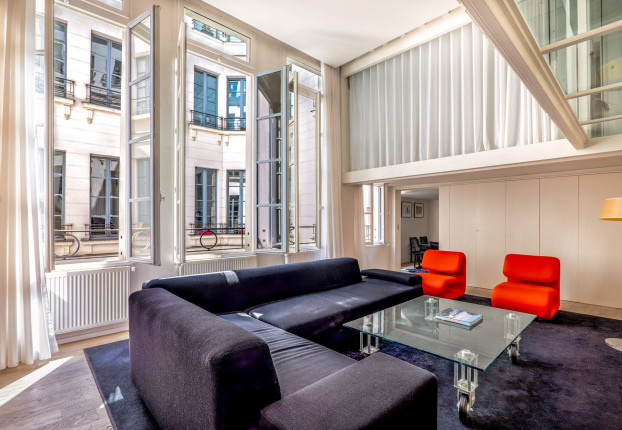Appartement 3 pièces 85 m² · à Paris 2ème Arrondissement · 84,6 m² · 1 045 000 €