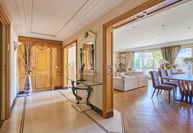 Appartement 5 pièces 158 m² · à Neuilly-sur-Seine · 158 m² · 2 550 000 €