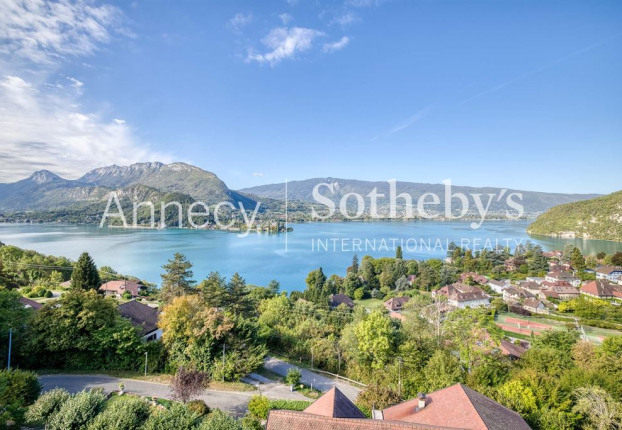 Appartement 3 pièces 72 m² · à Talloires-Montmin · 72 m² · 560 000 €
