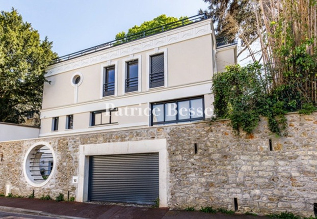 Maison 8 pièces 327 m² · à Sceaux · 327 m² · 2 600 000 €