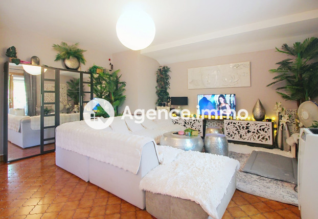 Maison 8 pièces 202 m² · à Thônes · 202 m² · 925 600 €