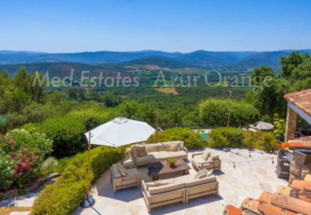 Maison 1 pièce 220 m² · à Grimaud · 220 m² · 1 790 000 €