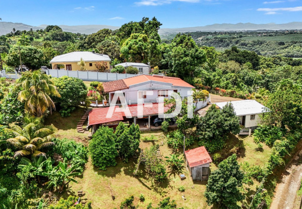 Maison 4 pièces 90 m² · à Gros-Morne · 90 m² · 275 000 €