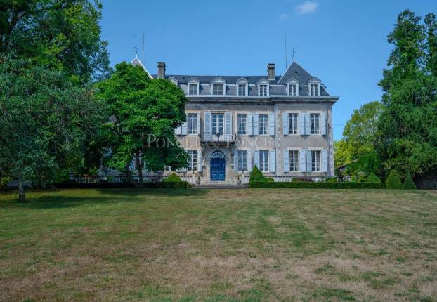 Maison 16 pièces 730 m² · à Toulouse · 730 m² · 1 950 000 €