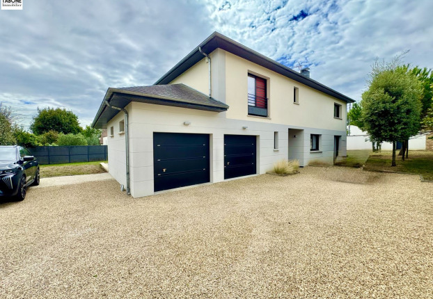 Maison 5 pièces 188 m² · à Saint-Prix · 188 m² · 829 000 €