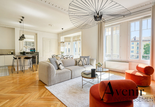 Appartement 5 pièces 141 m² · à Lyon · 141 m² · 750 000 €