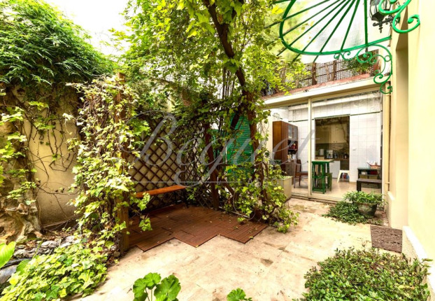 Maison 6 pièces 148 m² · à Cambronne-Garibaldi, Paris 15ème · 148 m² · 1 596 000 €