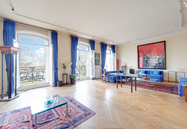 Appartement 7 pièces 216 m² · à Paris 16ème · 216 m² · 2 250 000 €