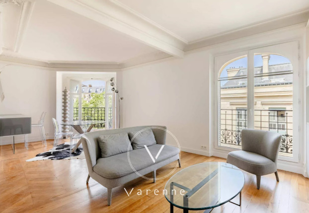 Appartement 2 pièces 60 m² · à Odéon, Paris 6ème · 60,3 m² · 1 095 000 €