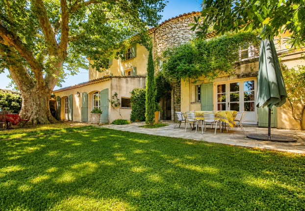 Maison 10 pièces 300 m² · à Boulbon · 300 m² · 1 120 000 €